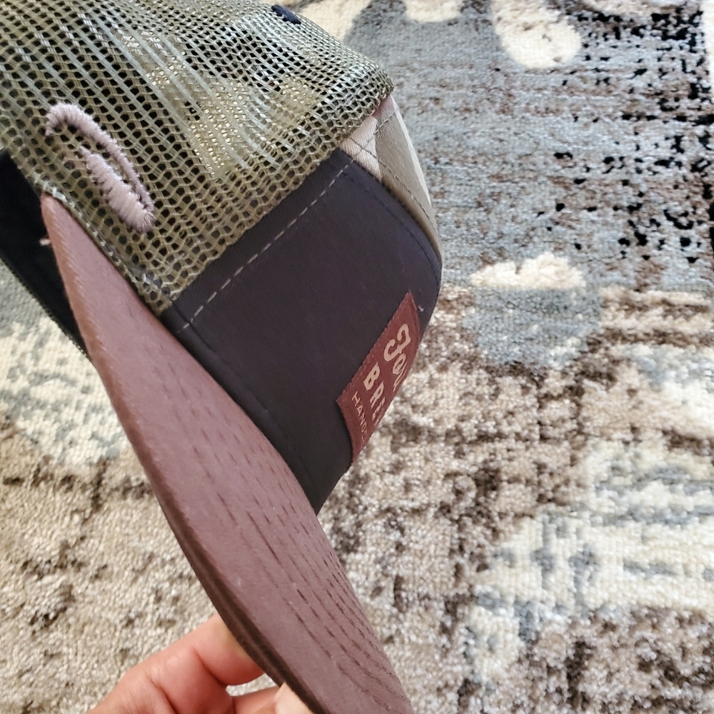 Camo hat - Picture 3 of 5